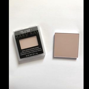 Sheer mineral pressed powder-ivory 1
